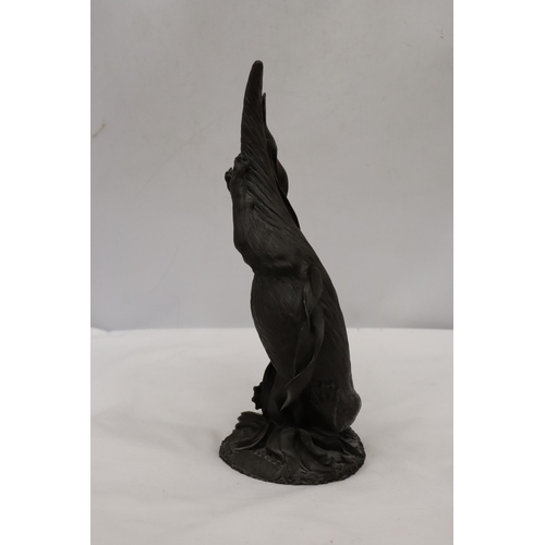 915 - A HEREDITIES, 'DIVING OTTER', HEIGHT 30CM