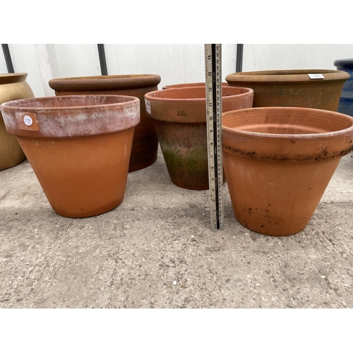 1665 - AN ASSORTMENT OF VARIOUS TERRACOTTA PLANT POTS