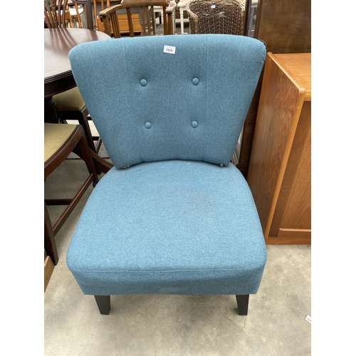 2926 - A BLUE BUTTON BACK BEDROOM CHAIR