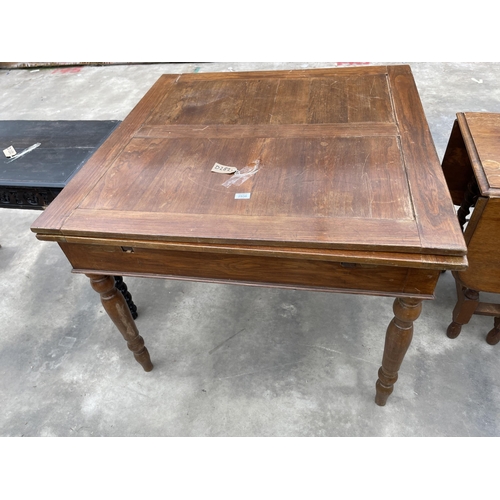 2938 - A MID 20TH CENTURY OAK AND BEECH DRAW LEAF DINING TABLE