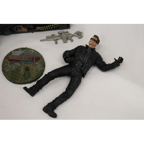 434 - A 2003 HIGH DETAIL, ARNOLD SCHWARZENEGGAR TERMINATOR FIGURE, BY McFARLANE TOYS