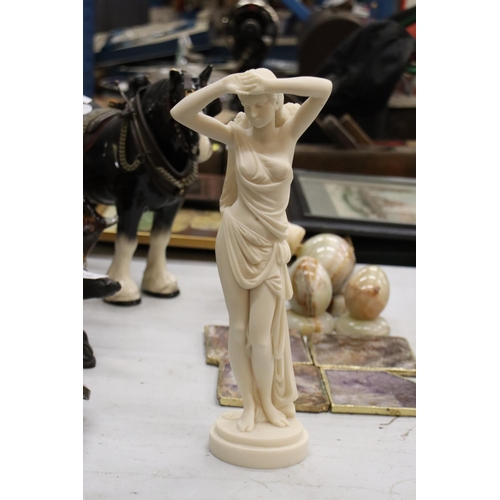 953 - TWO CLASSICAL FIGURES, ONYX EGGS AND COASTERS