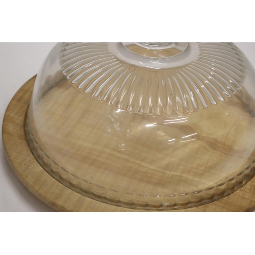 966 - A VINTAGE WOODEN CAKE/CHEESE BOARD WITH GLASS DOME