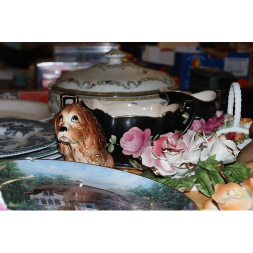 986 - A LARGE QUANTITY OF CERAMICS TO INCLUDE LILLIPUTT LANE CABINET PLATES, ROYAL DOULTON, ETC POSIES, A ... 