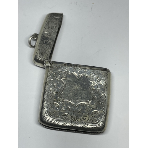 632 - A HALLMARKED BIRMINGHAM SILVER VESTA CASE