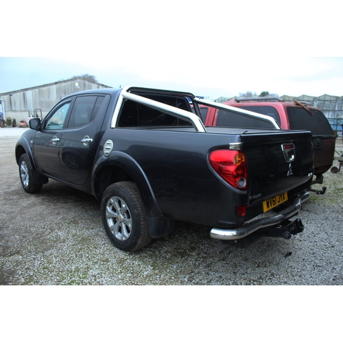 184 - MITSUBISHI L200 DI-D BARBICAN AUTOMATIC 4X4 WV61JYX FIRST REG 30/09/11 DIESEL MOT 12/06/24 APPROX 12... 