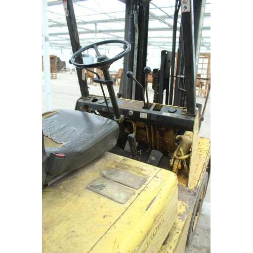 210 - HYSTER STACKER TRUCK/ FORKLIFT  NO VAT