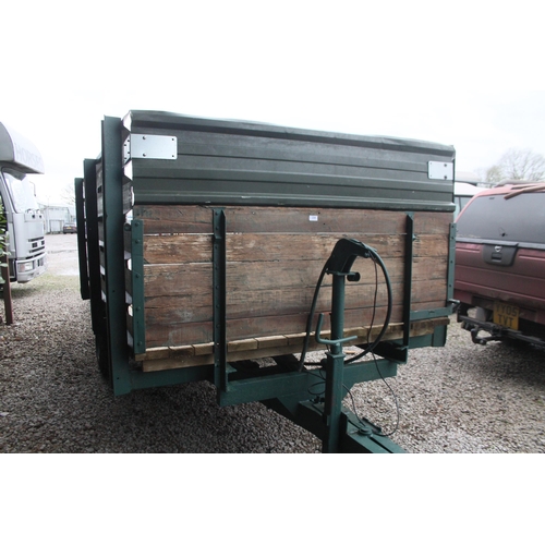 234 - A STABLE YARD TIPPING TRAILER WITH 11' SLIP RAMP IN GOOD WORKING ORDER NO VAT