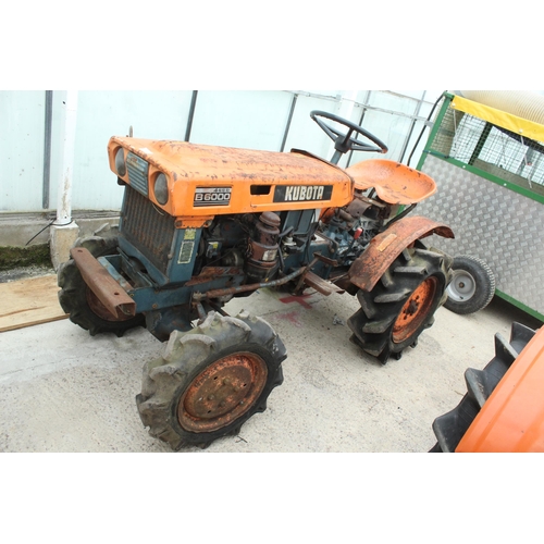 125 - KUBOTA B6000 4X4 MINI TRACTOR - STARTS RUNS & DRIVES A PROBLEM WITH THE STEERING NO VAT