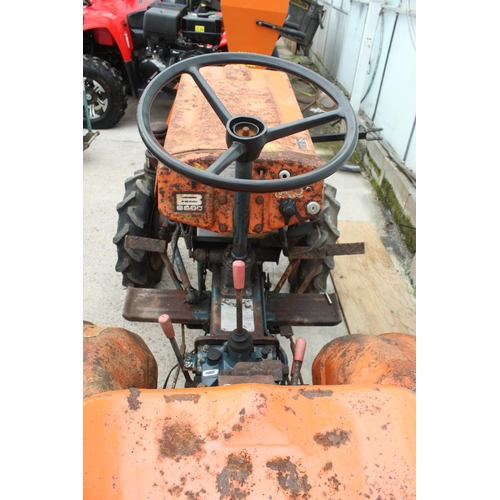 125 - KUBOTA B6000 4X4 MINI TRACTOR - STARTS RUNS & DRIVES A PROBLEM WITH THE STEERING NO VAT