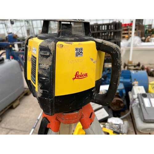 1633 - LEICA LASER LEVEL STAND AND 2 STAFFS IN WORKING ORDER (NEEDS CALIBRATING)  NO VAT