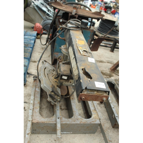 42H - DEWALT RADIAL SAW IN WORKING ORDER  NO VAT