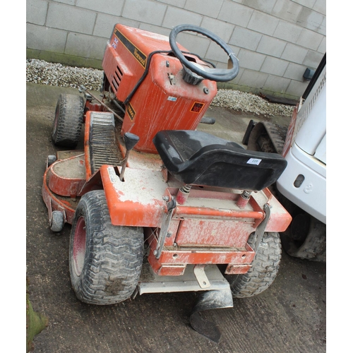 220 - WESTWOOD T1500 RIDE ON TRACTOR MOWER LWA 100   NON RUNNER  + VAT