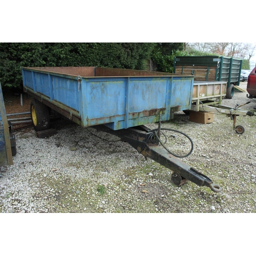 233A - A TWO WHEEL 3 TON TIPPING TRAILER IN WORKING ORDER NO VAT