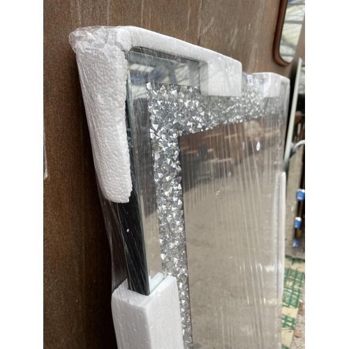 2982 - A MODERN WALL MIRROR WITH DIAMOND EFFECT BORDER, 48