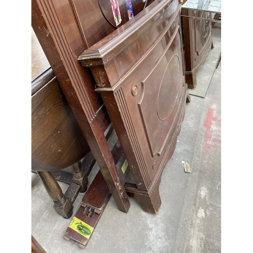 3055 - AN EDWARDIAN MAHOGANY SINGLE BED HEAD AND FOOT