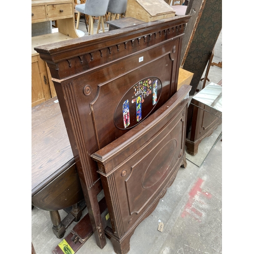 3055 - AN EDWARDIAN MAHOGANY SINGLE BED HEAD AND FOOT