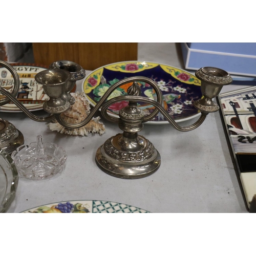 1013 - A VINTAGE BLUE AND ORANGE SPOTTED BLOWN GLASS VASE TOGETHER WITH SILVER PLATE CANDLEABRA'S, THIMBLES... 