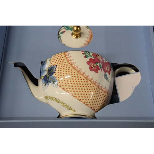 1047 - A BOXED WEDGWOOD BUTTERFLY BLOOM TEAPOT