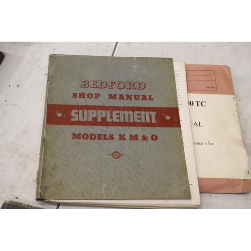 1062 - A QUANTITY OF VINTAGE CAR MANUALS