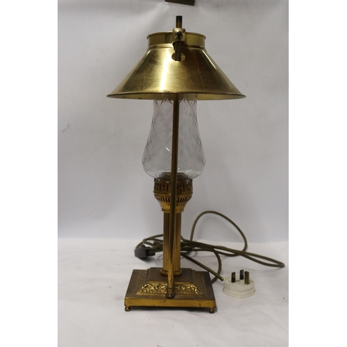 1074 - A VINTAGE ORIENT EXPRESS STYLE BRASS LAMP