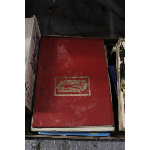 1102 - A QUANTITY OF HARDBACK BOOKS TO INCLUDE MILITARIA, ANTIQUES GUIDES, ETC