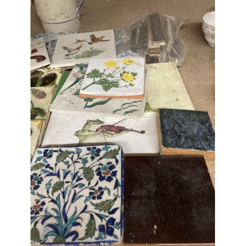 1329 - A COLLECTION OF VINTAGE TILES TO INCLUDE FLORAL DECORATED