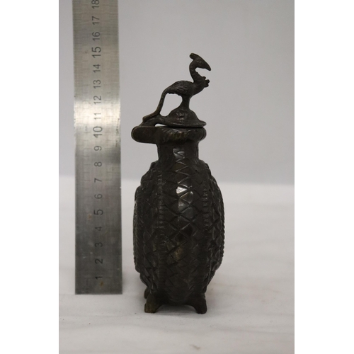 21 - A DECORATIVE BRONZE INCENSE BURNER