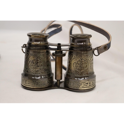 292 - A PAIR OF BRASS BINOCULARS IN A LEATHER CASE