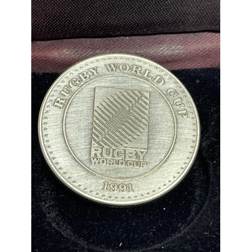 541 - A SILVER RUGBY WORLD CUP 1991 MEDAL