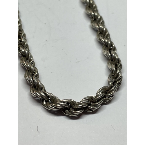 569 - A SILVER ROPE CHAIN NECKLACE 16