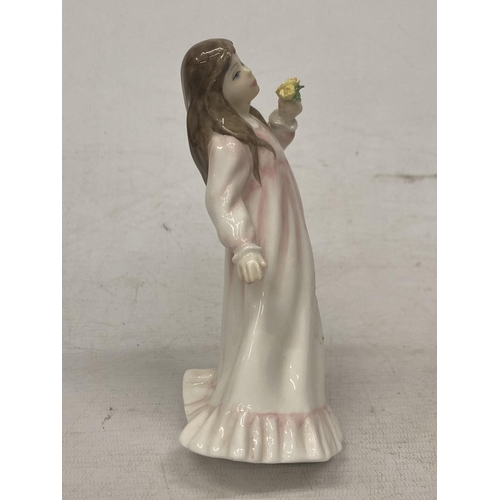 728 - A ROYAL DOULTON FIGURINE 