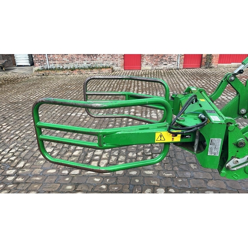 21 - 2014 MCHALE R5 BALE SQUEEZE SERIAL NUMBER 386548 + VAT