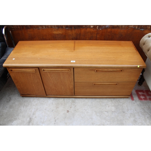 2522 - A RETRO TEAK SIDEBOARD BY MEREDEW ENCLOSING TWO CUPBOARDS AND TWO DRAWERS