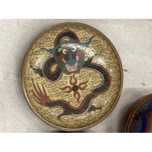 117 - THREE CLOISONNE ITEMS WITH DRAGON DETAIL TO INCLUDE TWO PIN TRAYS AND A TRINKET BOX