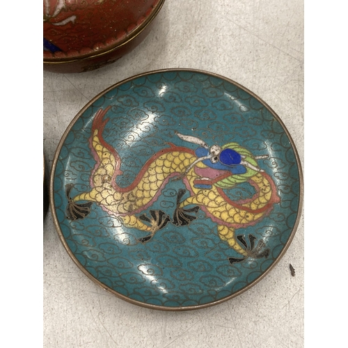 117 - THREE CLOISONNE ITEMS WITH DRAGON DETAIL TO INCLUDE TWO PIN TRAYS AND A TRINKET BOX