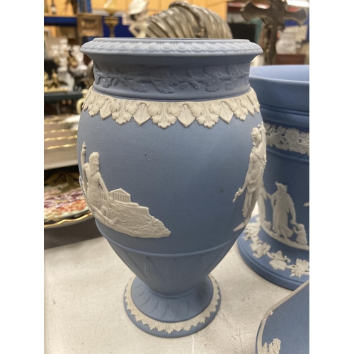 260 - A LARGE QUANTITY OF WEDGWOOD JASPERWARE POWDER BLUE TO INCLUDE TRINKET BOXES, VASES, PIN DISHES, ETC... 