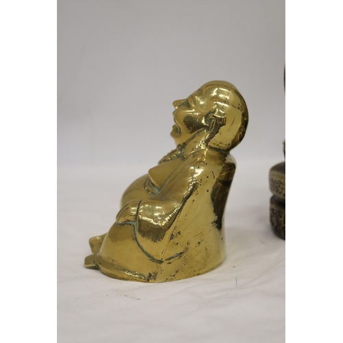 164 - A LARGE RESIN LAUGHING BHUDDA TOGETHER WITH A SMALL BRASS LAUGHING BHUDDA