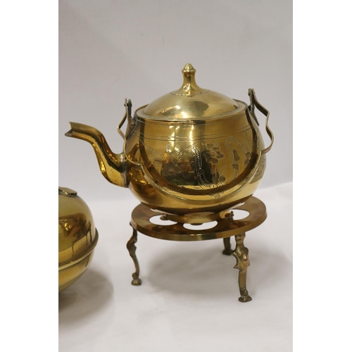 170 - TWO BRASS KETTLES, A CLOISONNE KETTLE AND A TRIVET