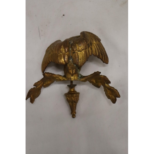 282 - AN ART DECO 1900 - 1940 BRASS EAGLE