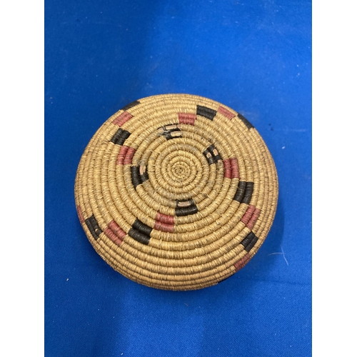 19 - A LATE 19TH/EARLY 20TH CENTURY INDIAN BASKET HEIGHT 6CM