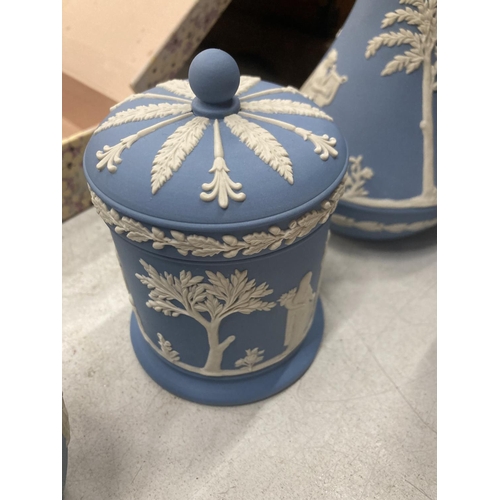 912 - A LARGE QUANTITY OF WEDGWOOD JASPERWARE TO INCLUDE A TOBACCO JAR, VASES, TRINKET BOXES, PIN DISHES, ... 