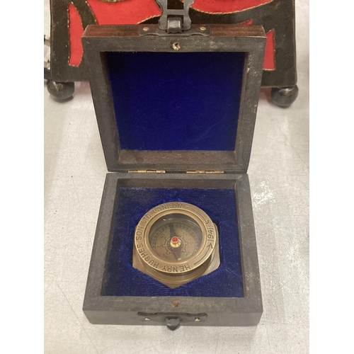 924 - A BOXED BRASS SUNDIAL COMPASS