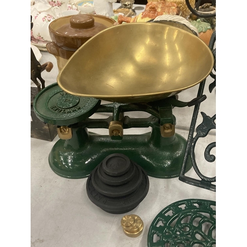 927 - A SET OF VICTOR VINTAGE SCALES WITH WEIGHTS TOGETHER WITH A CAST MENU HOLDER AND PAN STAND