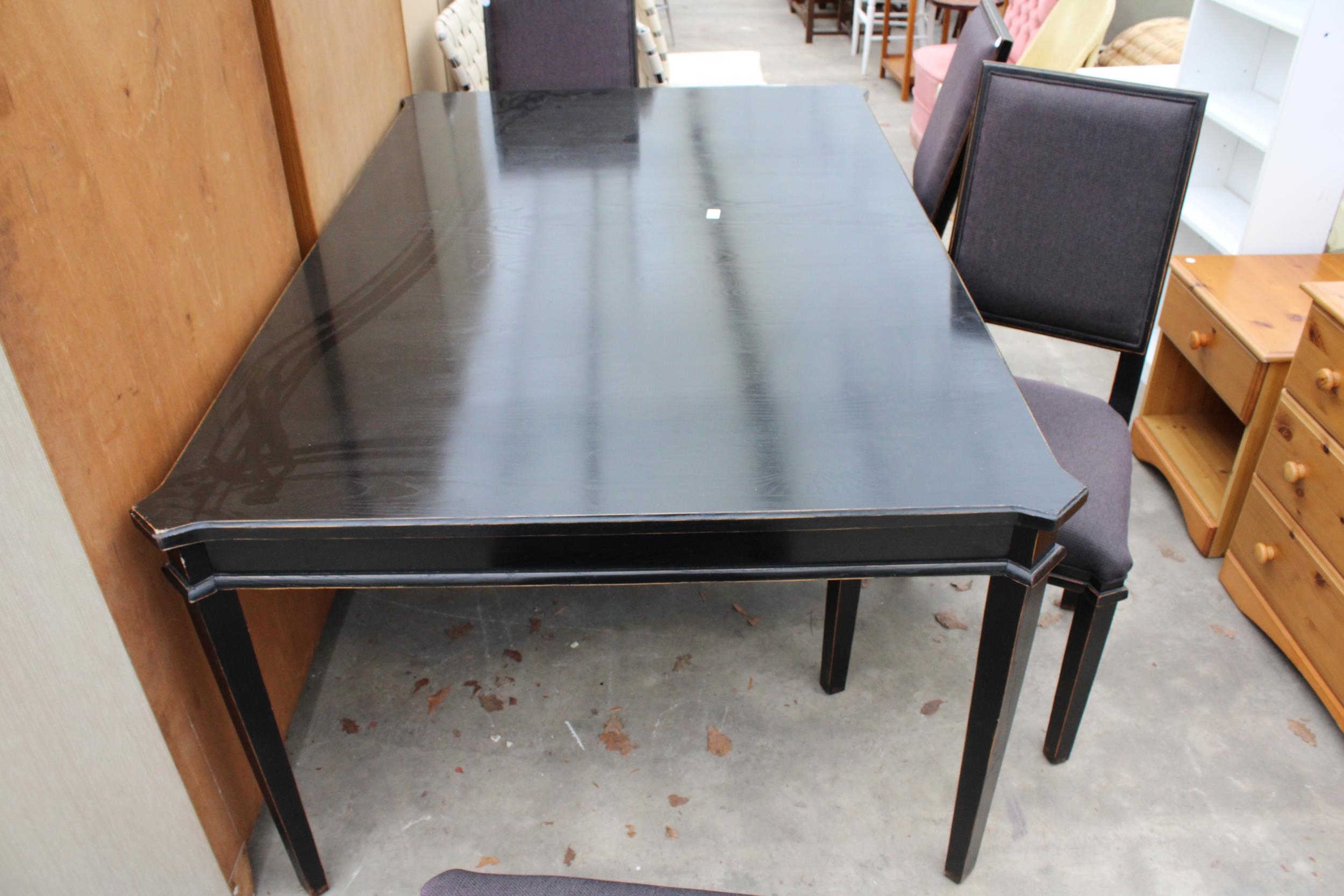 A LAURA ASHLEY HENSHAW EXTENDING DINIG TABLE 69