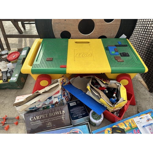 2042 - AN ASSORTMENT OF TOYS AND GAMES TO INCLUDE LEGO AND BOARD GAMES ETC