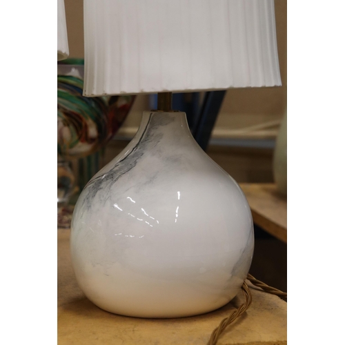 906 - TWO CERAMIC TABLE LAMPS WITH CERAMIC SHADES