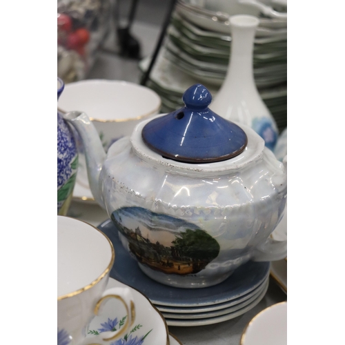 987 - A MIXED COLLECTION OF TEAWARE TO INCLUDE ROYAL VALE, CROWN MING, ETERNAL BEAU, ETC, CUPS, SAUCERS, S... 