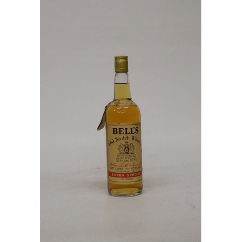 321 - A 70CL BOTTLE OF BELLS OLD SCOTCH WHISKY EXTRA SPECIAL 70% PROOF