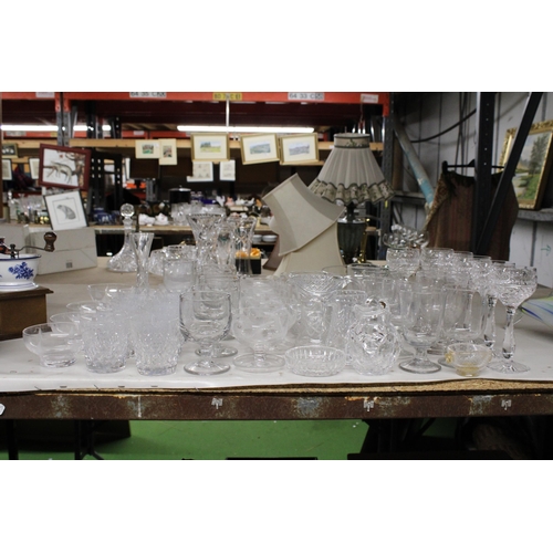 1187 - A LARGE COLLECTION OF GLASSWARE TO INCLUDE DESSERT DISHES, JUGS, WINE GLASSES ETC